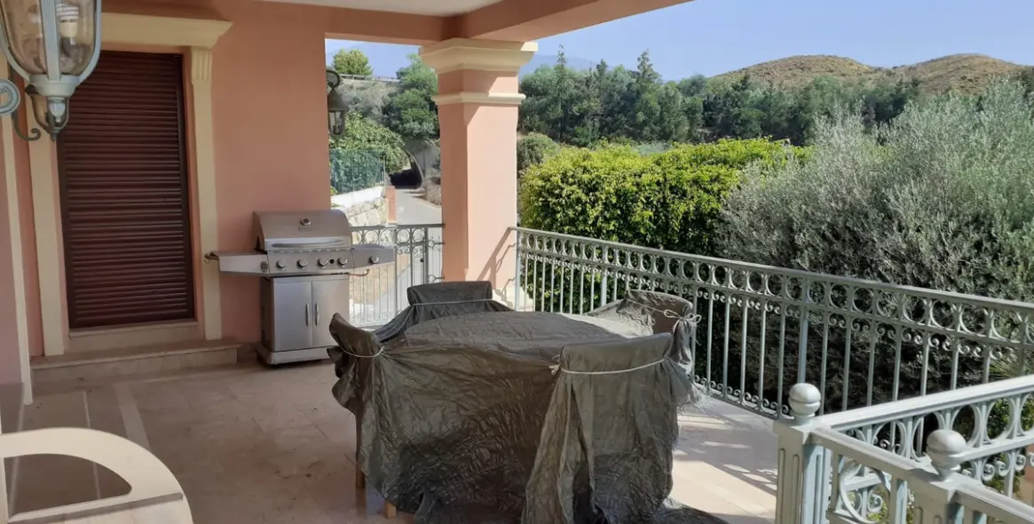 Venta de villa independiente en Estepona 21