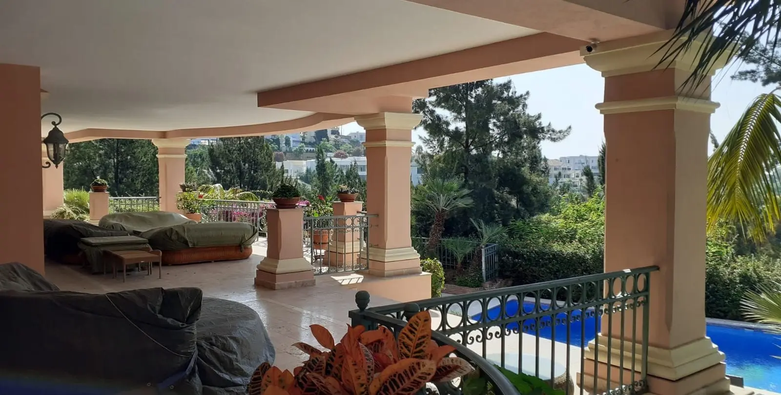 Venta de villa independiente en Estepona 7
