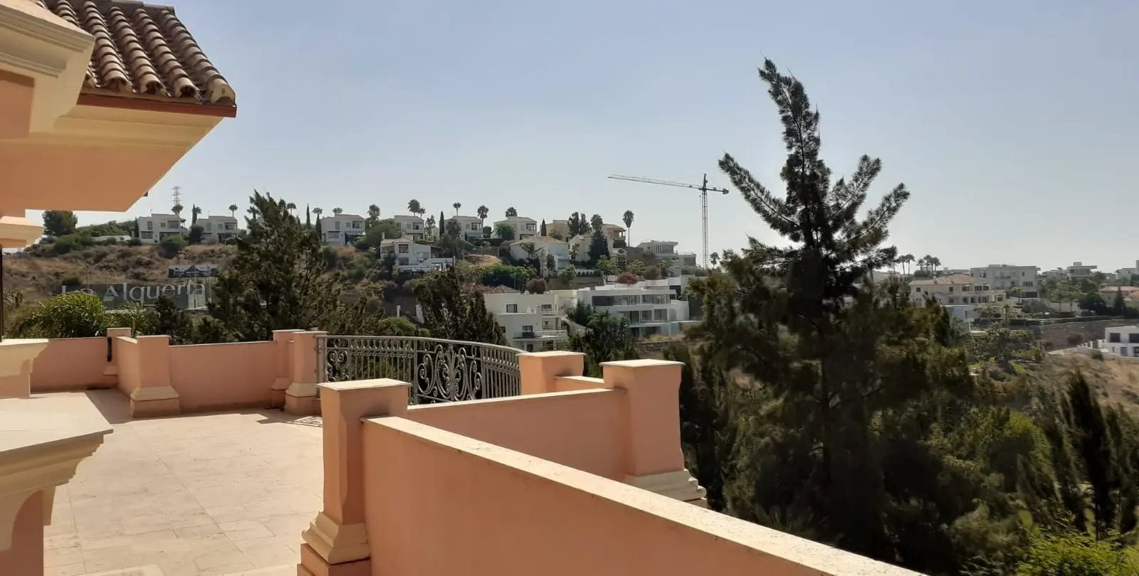 Venta de villa independiente en Estepona 9