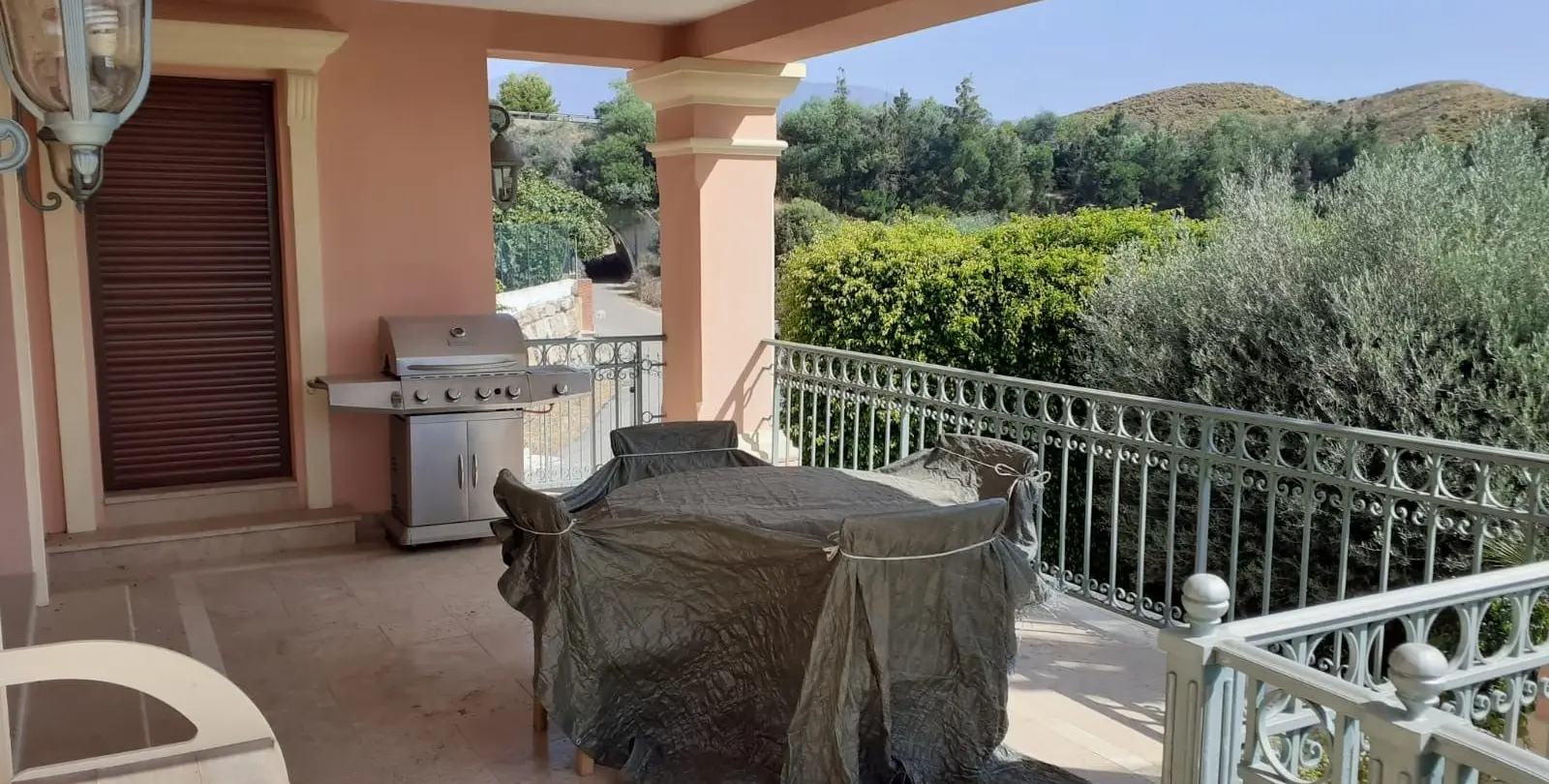 Venta de villa independiente en Estepona 21