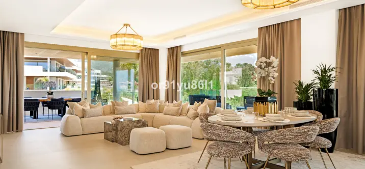 Venta de apartamento en planta media en The Golden Mile 4