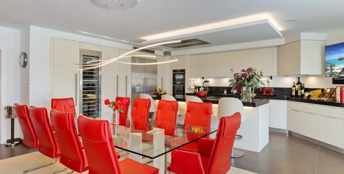 Venta de villa independiente en Nueva Andalucía 19