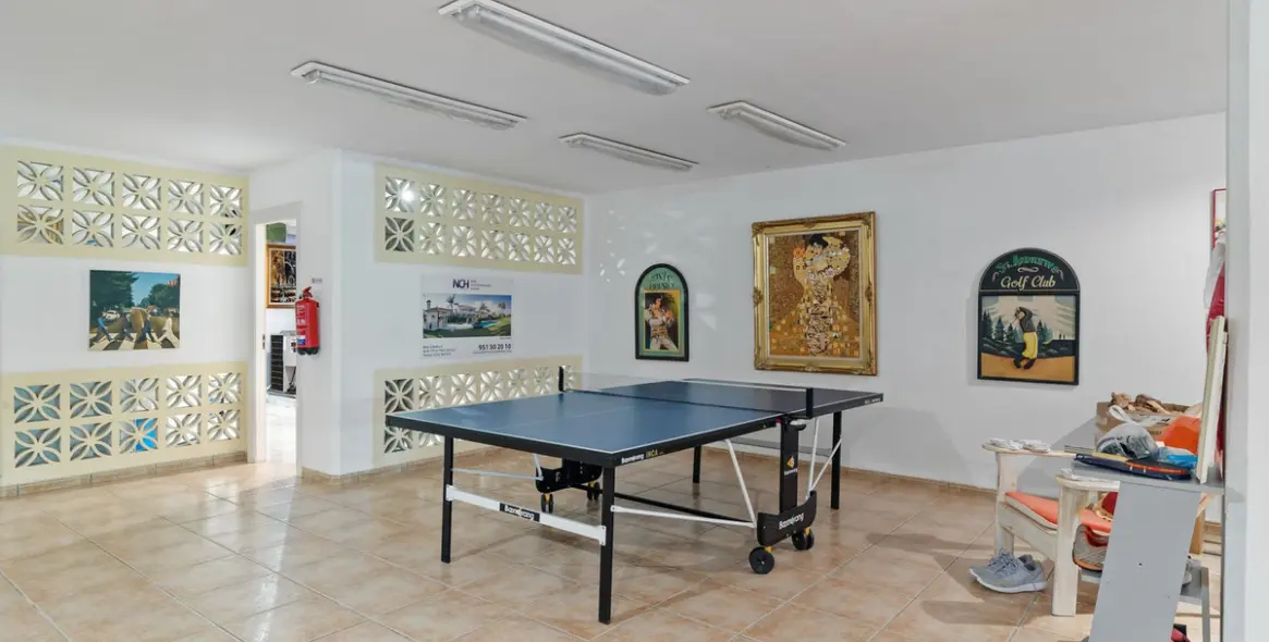 Venta de villa independiente en Nueva Andalucía 30