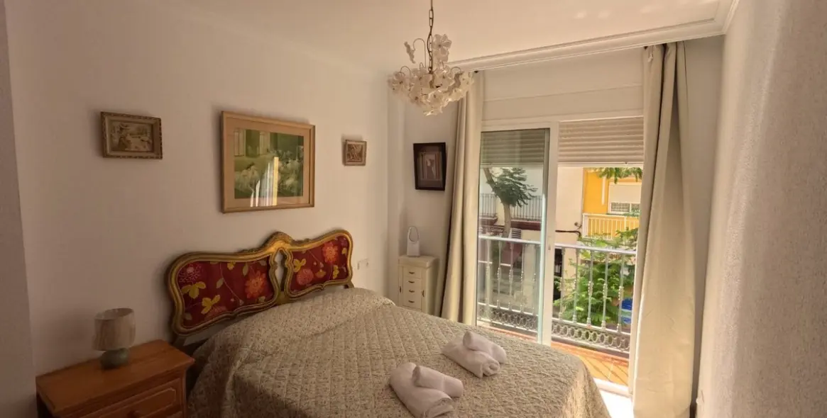 Short-term rent of middle floor apartment in Los Boliches 4