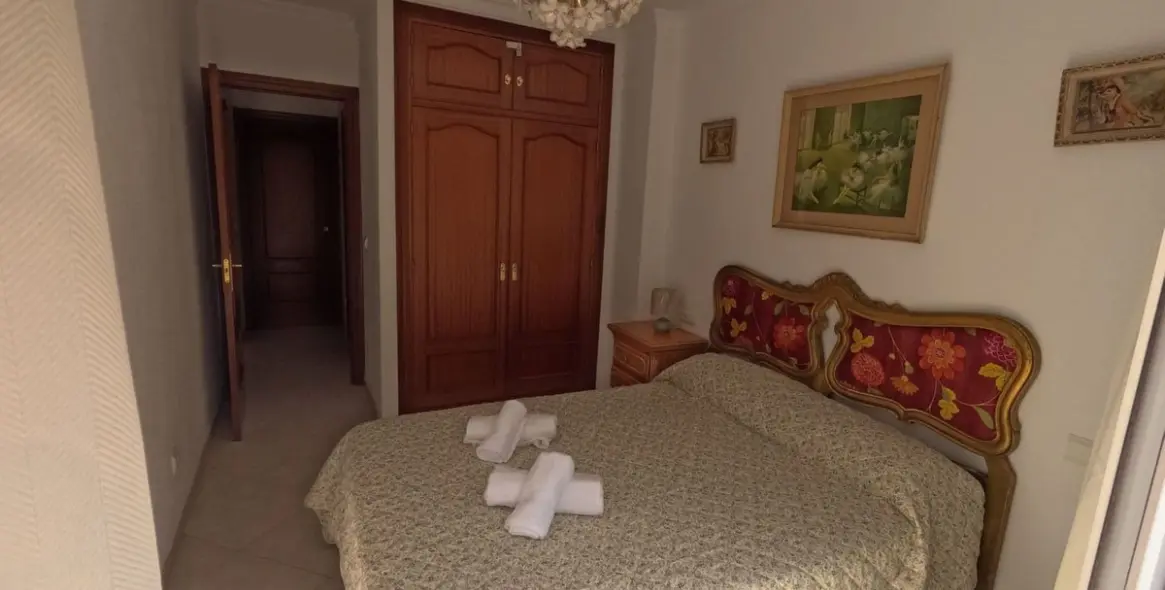 Short-term rent of middle floor apartment in Los Boliches 5