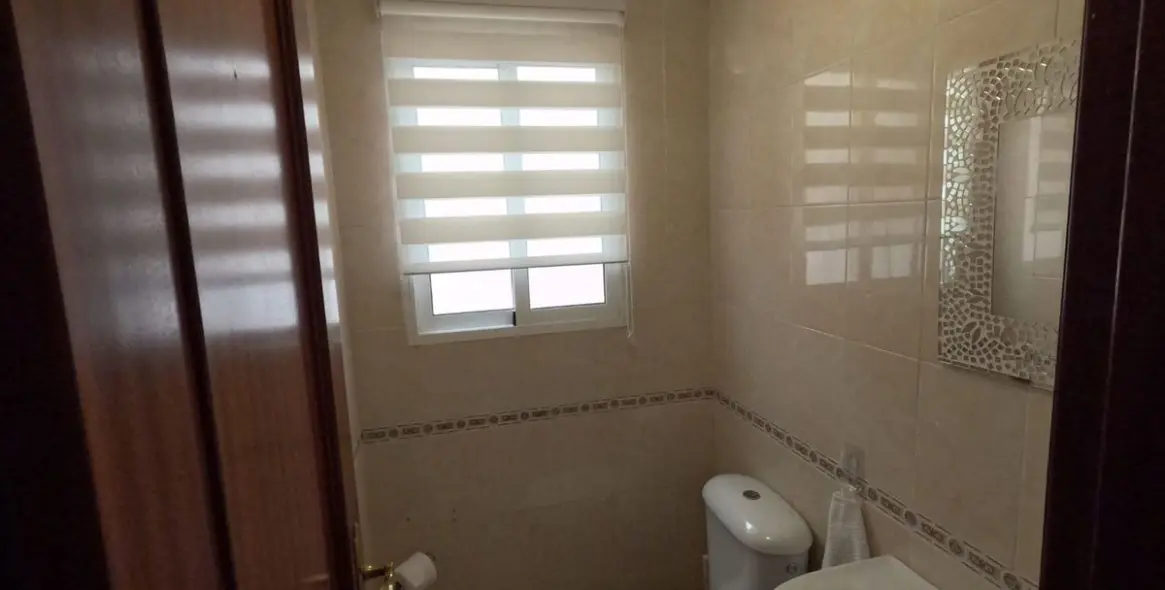 Short-term rent of middle floor apartment in Los Boliches 9