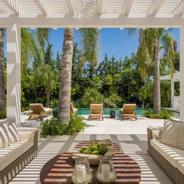 Venta de villa independiente en Las Brisas
