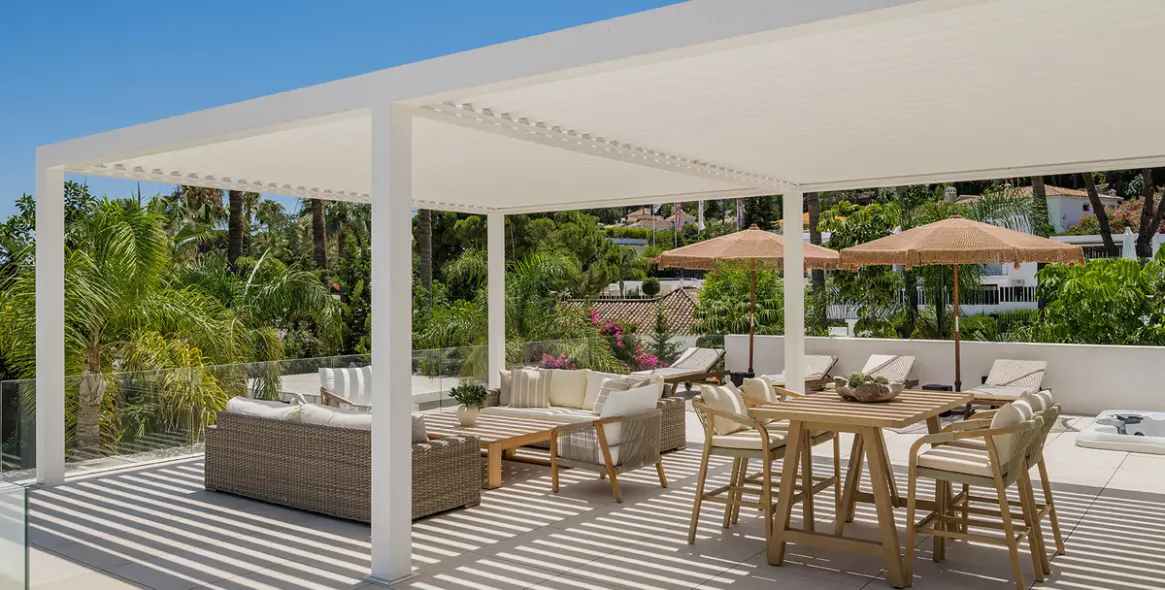 Продажа  отдельно стоящей виллы в Las Brisas 63