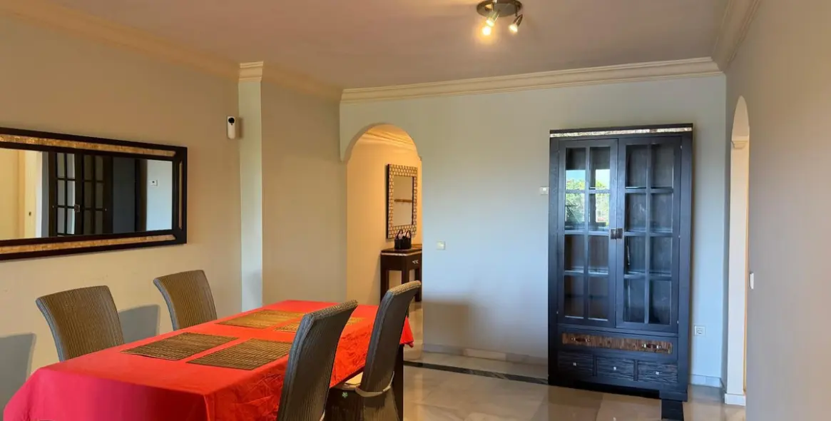 Alquiler a largo plazo de apartamento en planta baja en Nagüeles 6