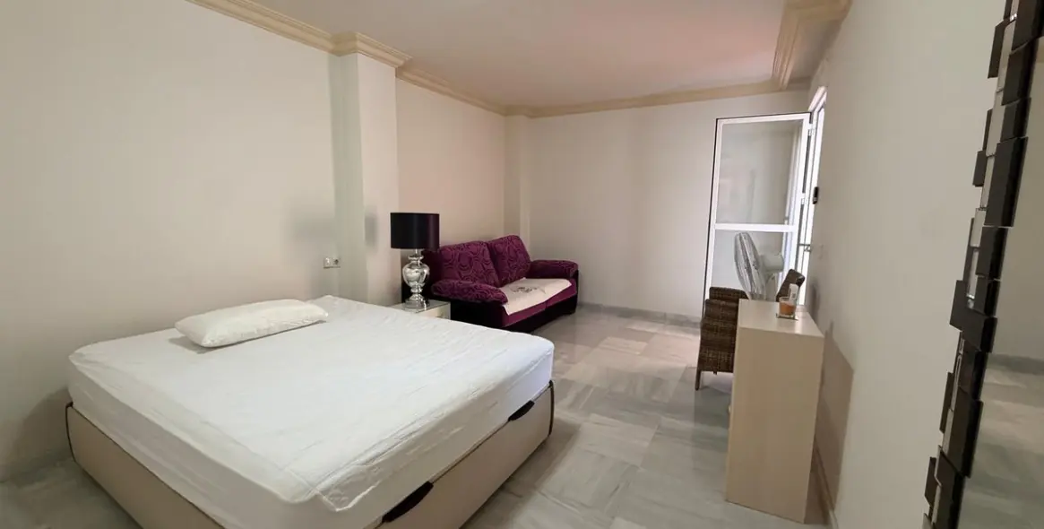 Alquiler a largo plazo de apartamento en planta baja en Nagüeles 7