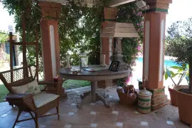 Image 6 thumb