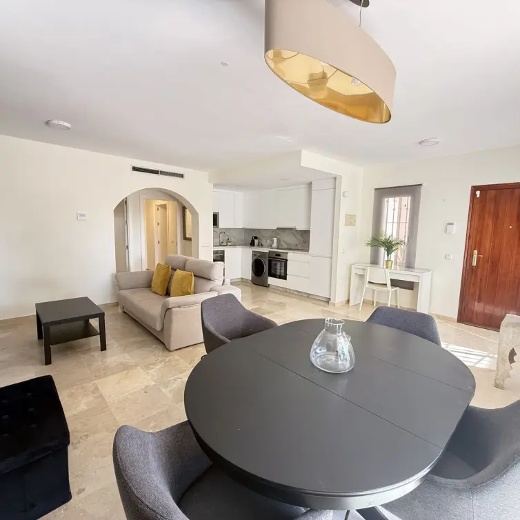 Sale of ground floor apartment in Aloha