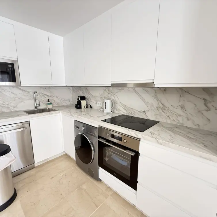 Sale of ground floor apartment in Aloha
