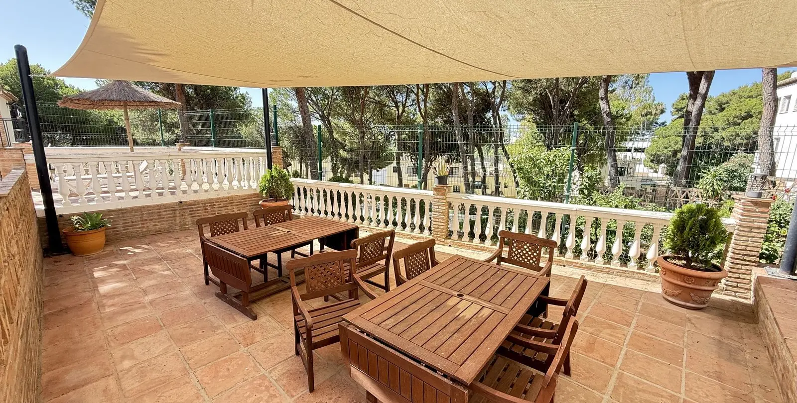 Sale of ground floor apartment in Aloha 16