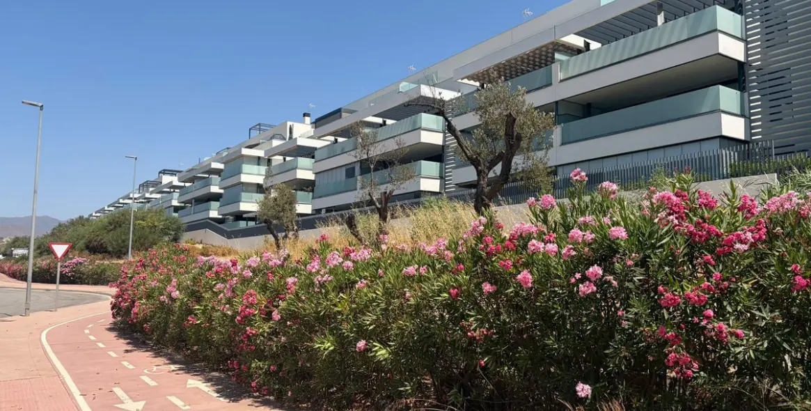 Venta de apartamento en planta baja en La Cala de Mijas 1