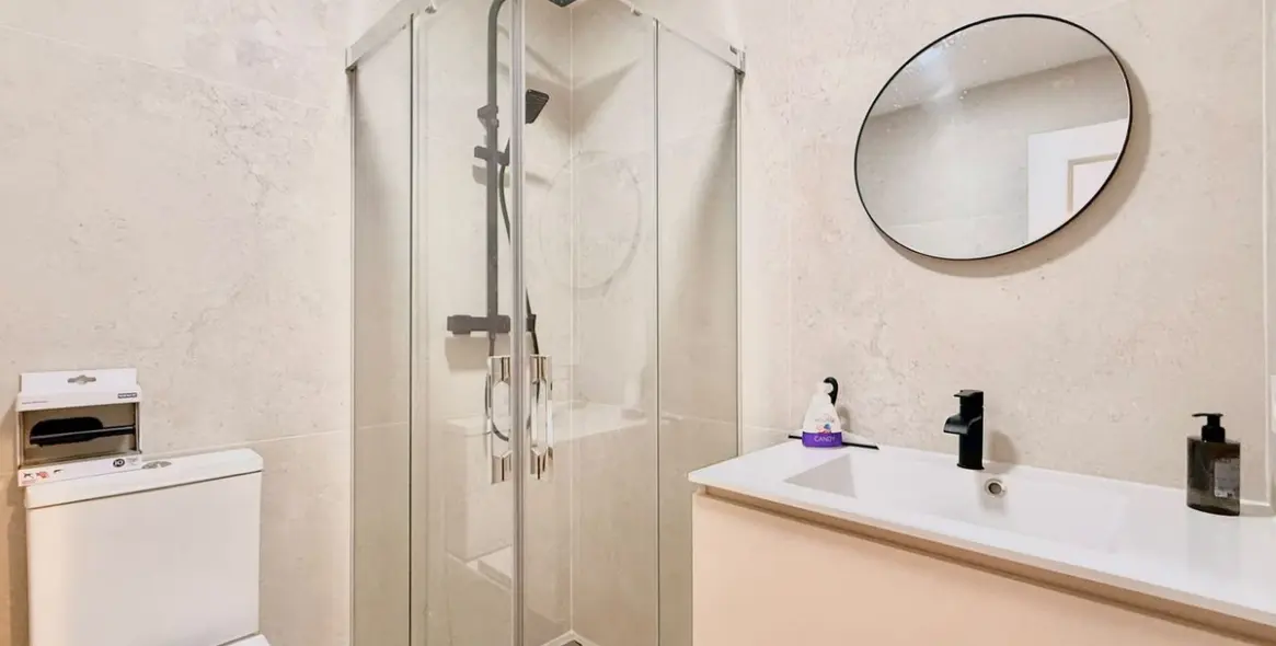 Venta de apartamento en planta media en Fuengirola 12