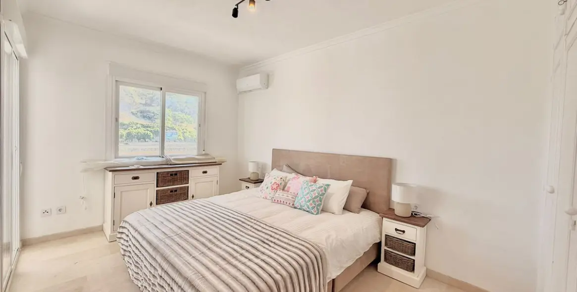 Venta de apartamento en planta media en Fuengirola 15