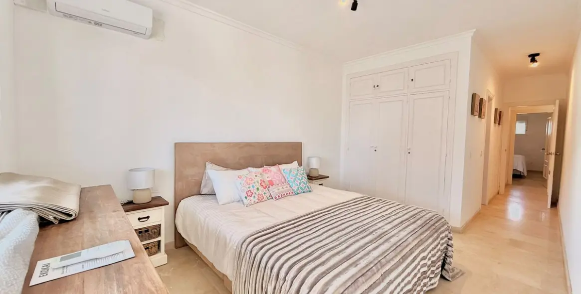 Venta de apartamento en planta media en Fuengirola 17