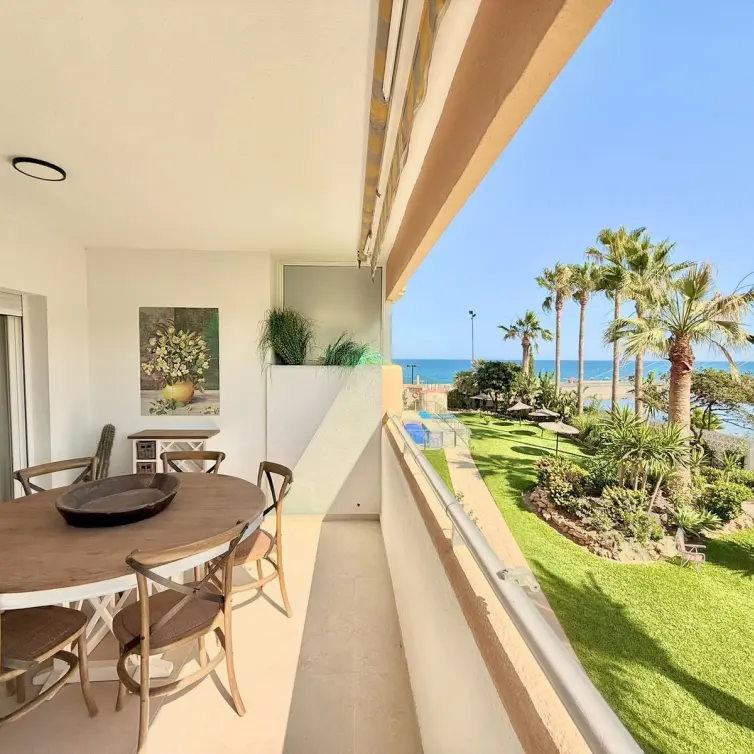 Продажа апартаментов на среднем этаже в Fuengirola