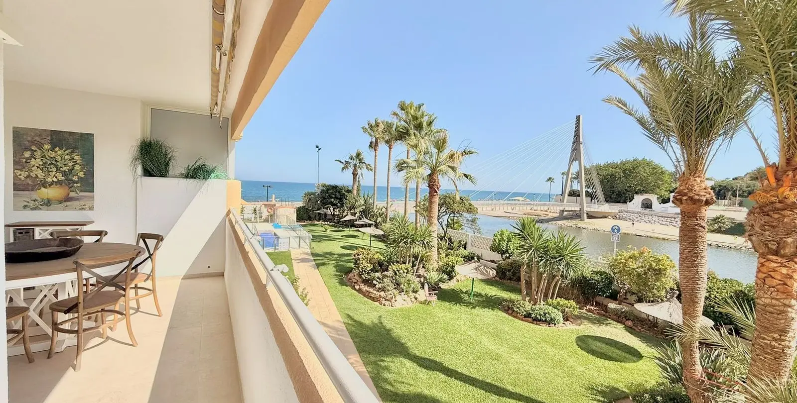 Sale of middle floor apartment in Fuengirola 20