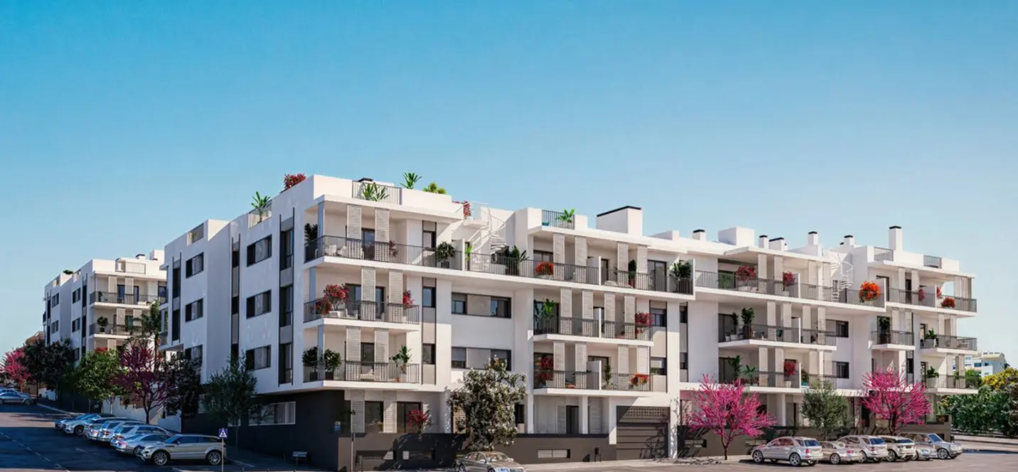 Продажа апартаментов на среднем этаже в Estepona 2