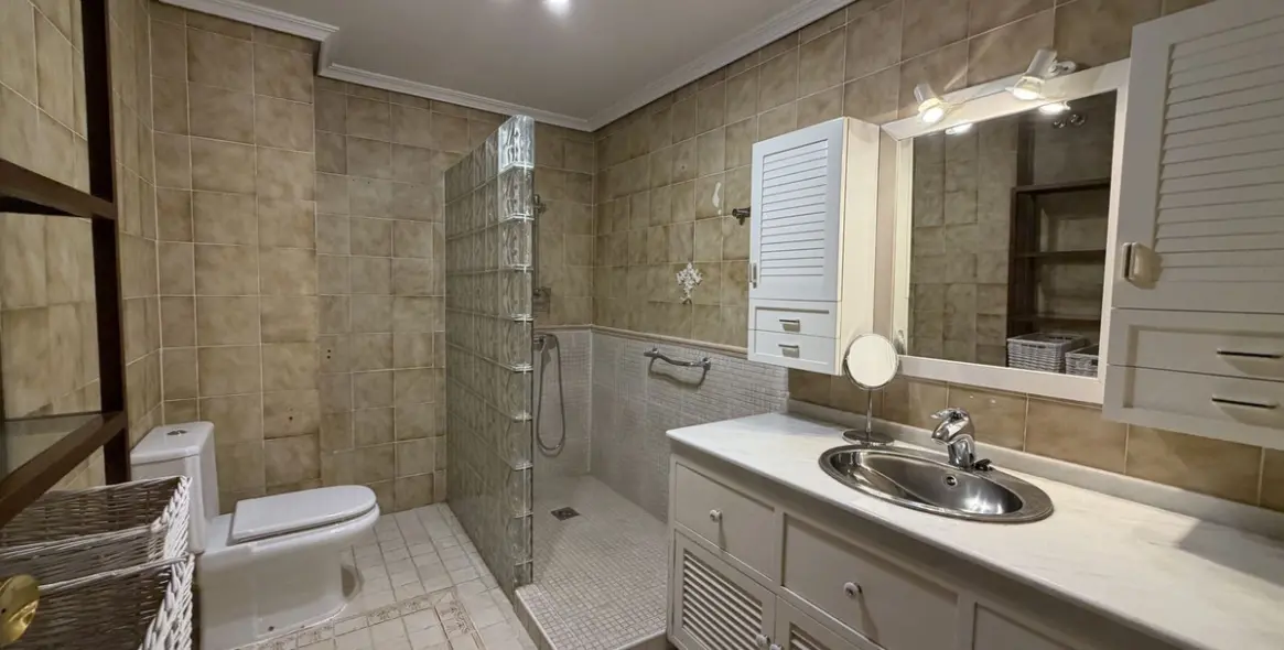 Продажа апартаментов на среднем этаже в San Pedro de Alcántara 12