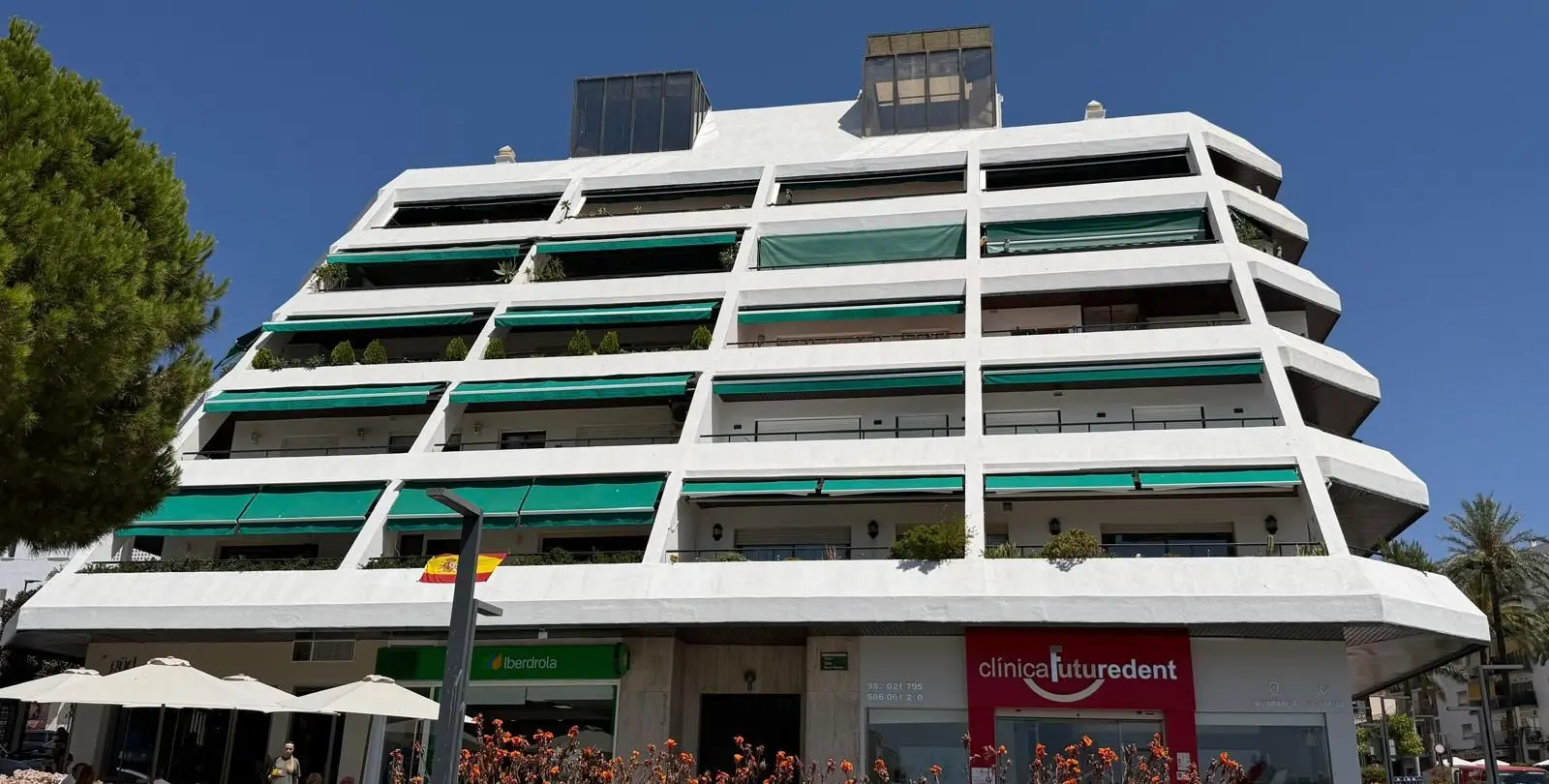 Sale of middle floor apartment in San Pedro de Alcántara 1