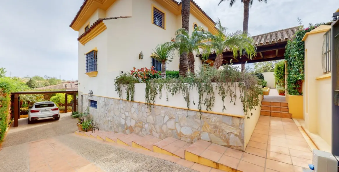 Venta de villa independiente en Mijas 1