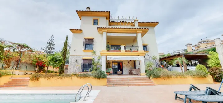 Venta de villa independiente en Mijas 2