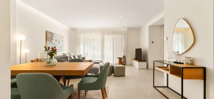 Short-term rent of duplex in The Golden Mile 2