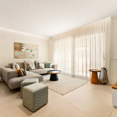 Long-term rent of duplex in The Golden Mile
