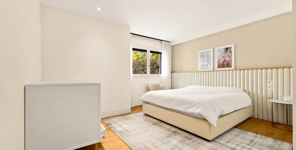 Short-term rent of duplex in The Golden Mile 13