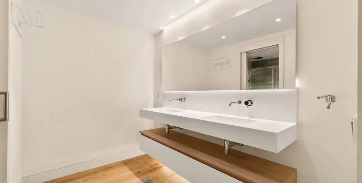 Short-term rent of duplex in The Golden Mile 17