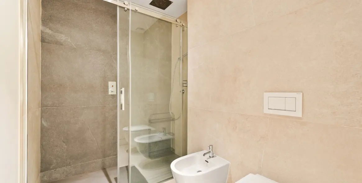 Short-term rent of duplex in The Golden Mile 21