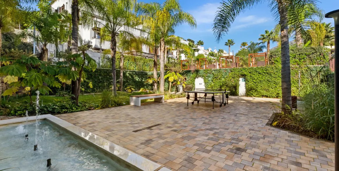 Short-term rent of duplex in The Golden Mile 23