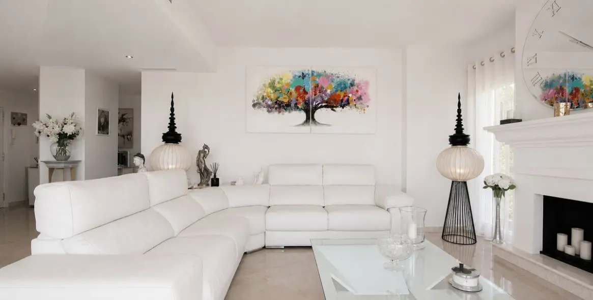 Venta de ático dúplex en Elviria 4