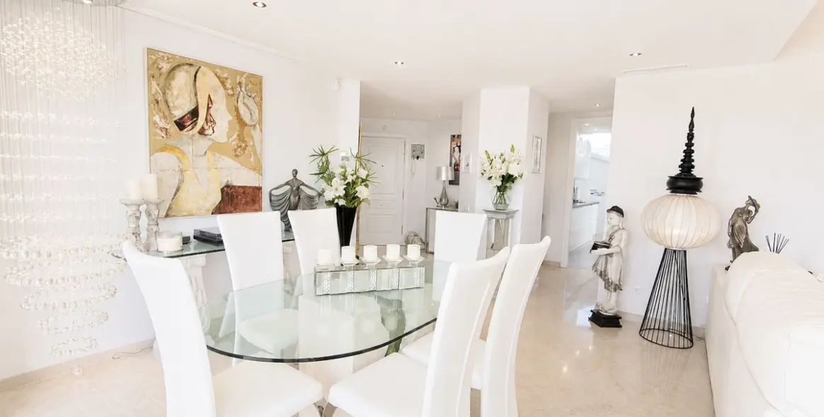 Venta de ático dúplex en Elviria 5
