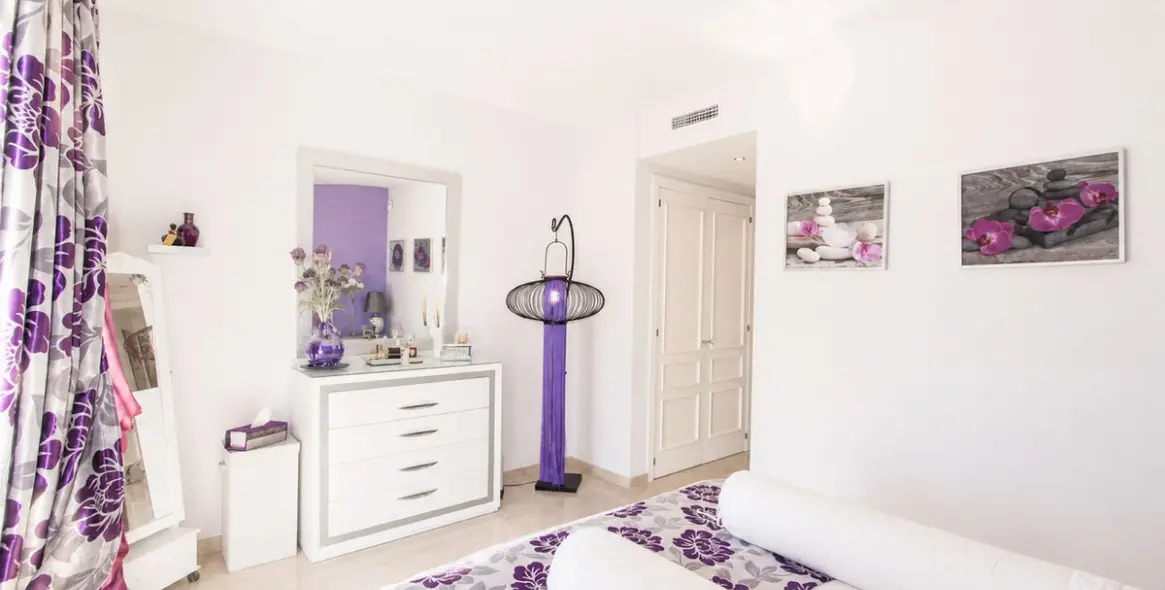 Venta de ático dúplex en Elviria 20