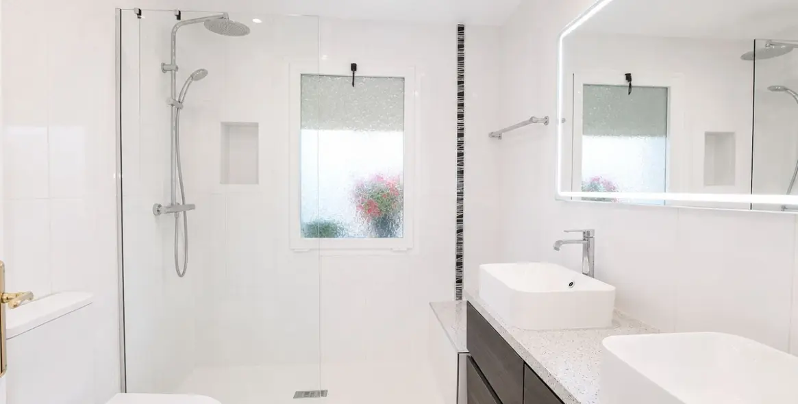 Venta de ático dúplex en Elviria 24