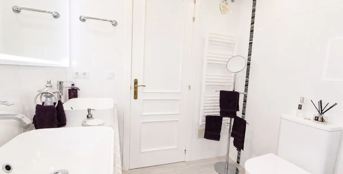 Venta de ático dúplex en Elviria 25