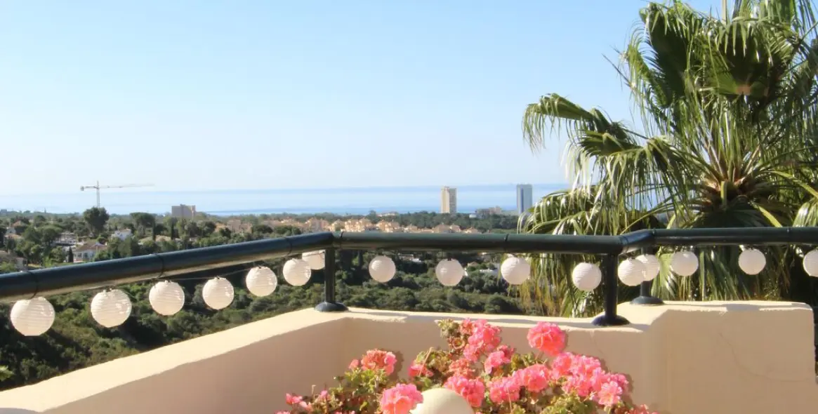 Venta de ático dúplex en Elviria 28