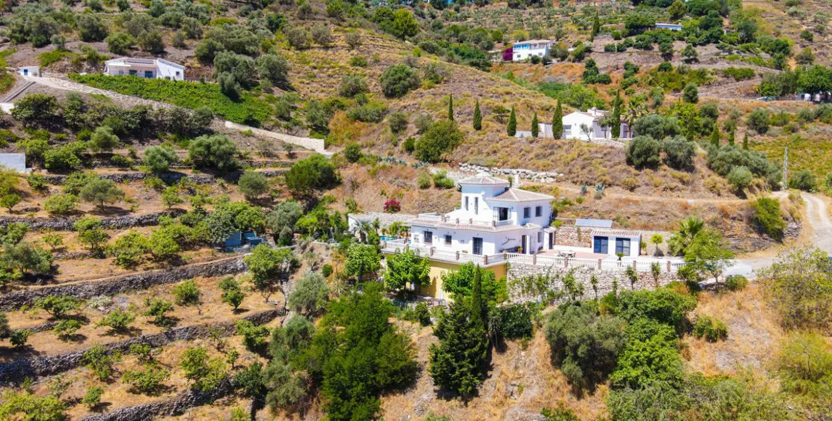 Venta de villa independiente en Cómpeta 77