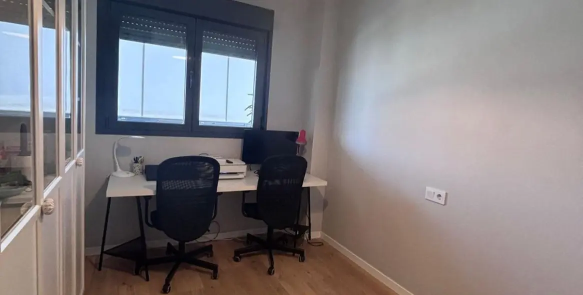 Продажа апартаментов на первом этаже в Las Lagunas 12