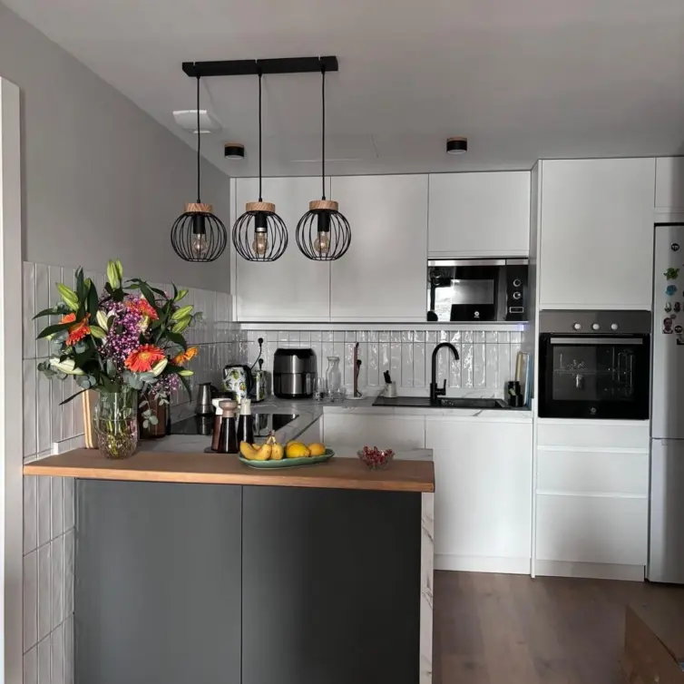 Sale of ground floor apartment in Las Lagunas