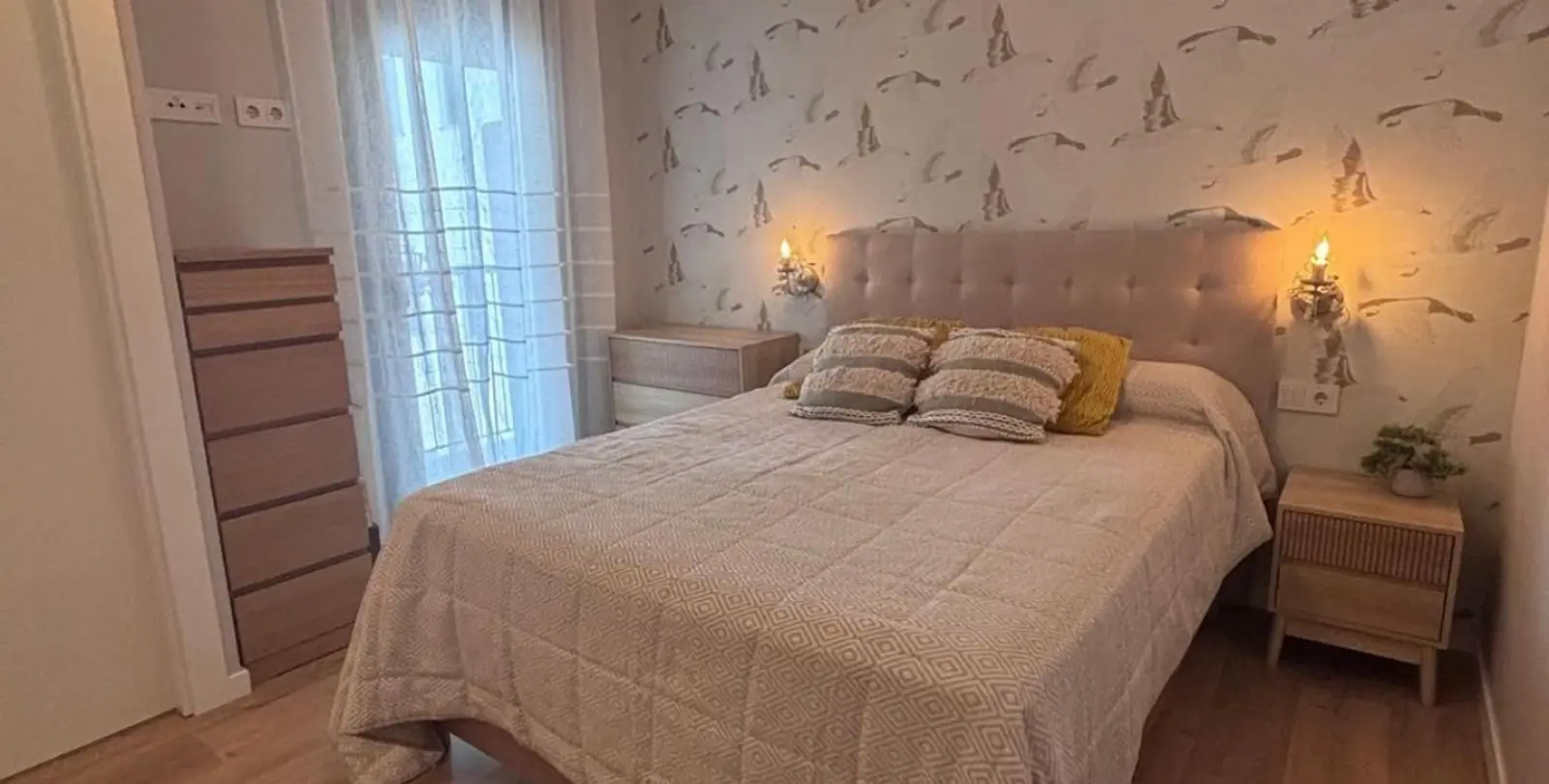 Venta de apartamento en planta baja en Las Lagunas 8