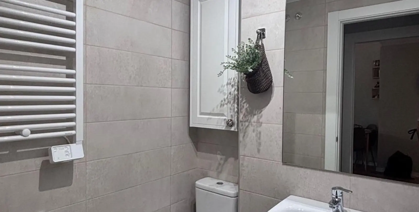 Venta de apartamento en planta baja en Las Lagunas 13