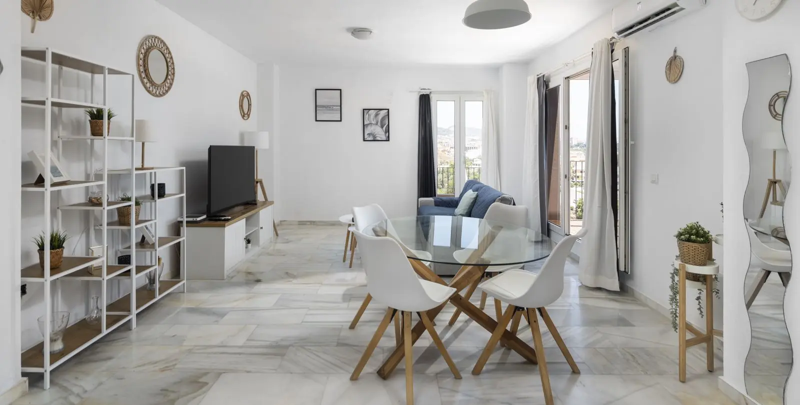 Sale of middle floor apartment in Benalmadena 16