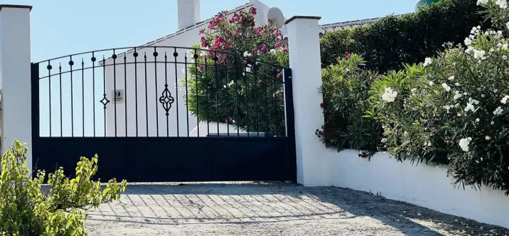 Venta de finca - cortijo en Almachar 2