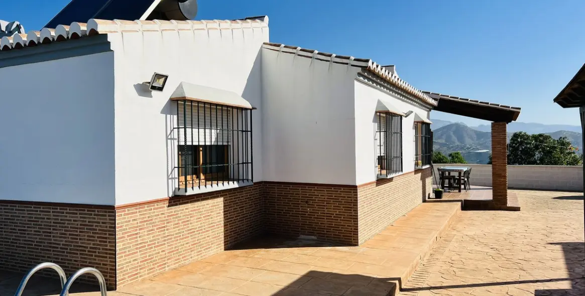 Venta de finca - cortijo en Almachar 6