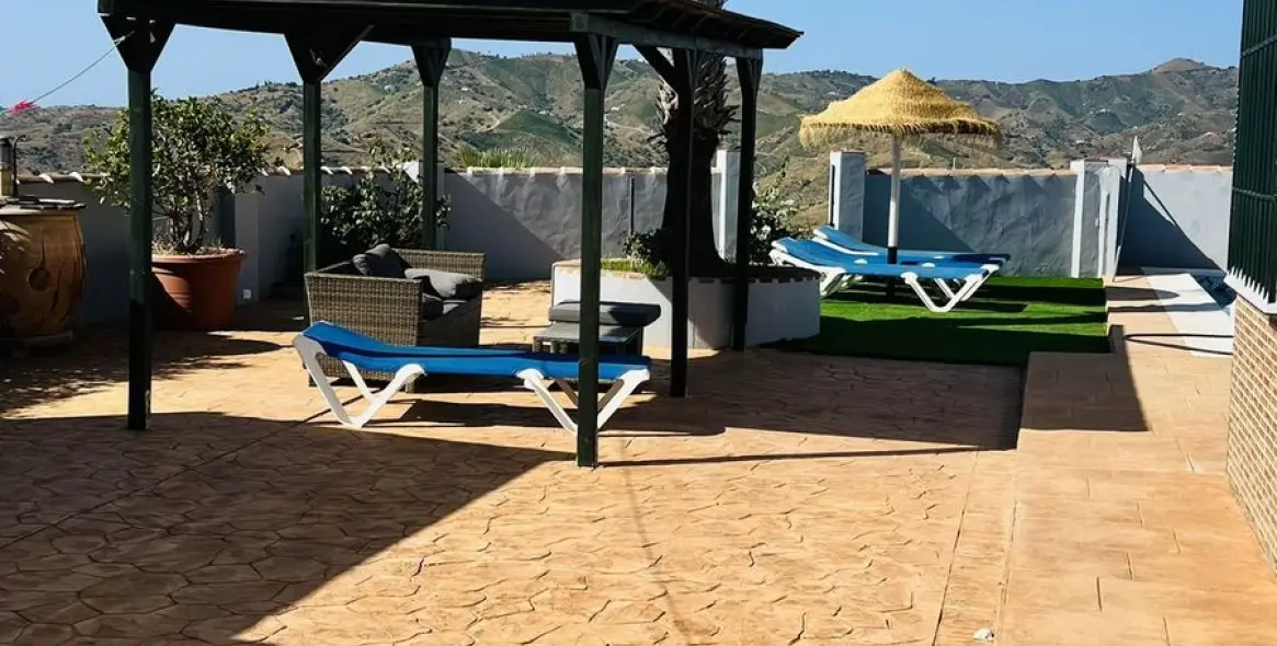 Venta de finca - cortijo en Almachar 23